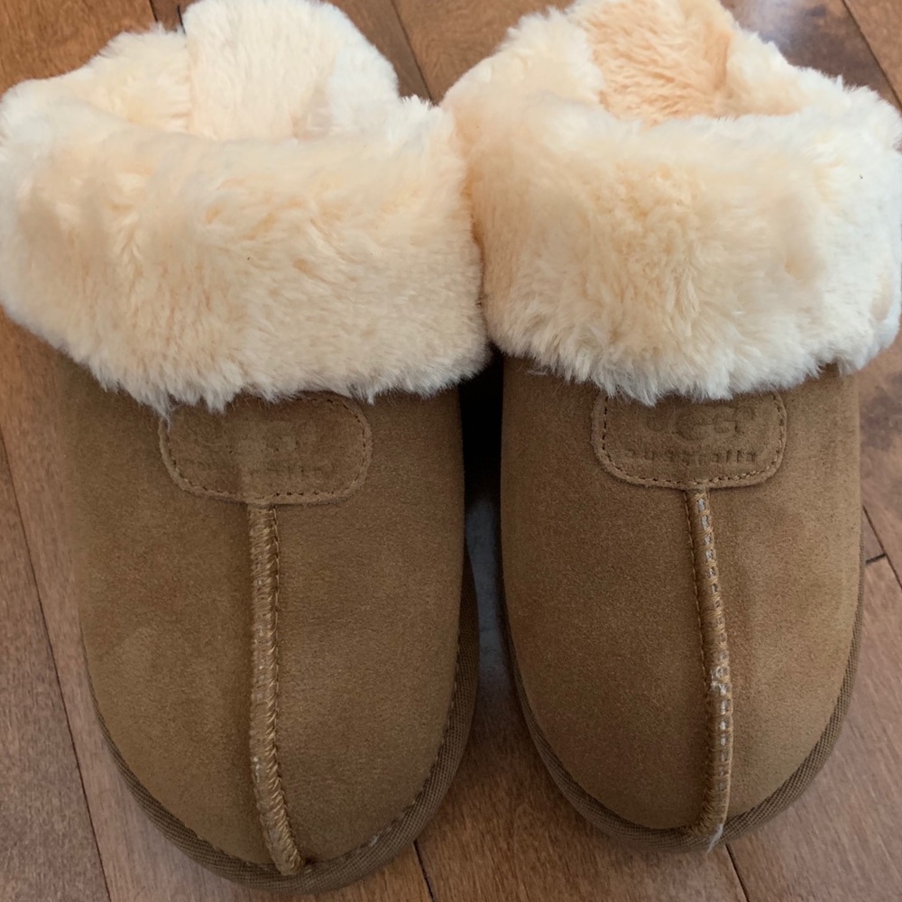 Woman’s UGG Slippers